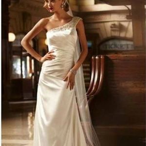 NWT Galina Signature Wedding Gown